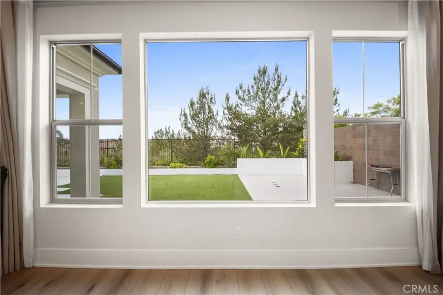 63 Longchamp, Irvine, CA 92602 - Image #2