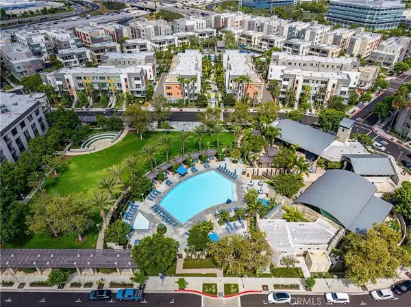 221 Bowery, Irvine, CA 92612