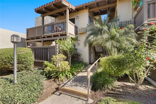 1345 Cabrillo Park Drive #Q02, Santa Ana, CA 92701