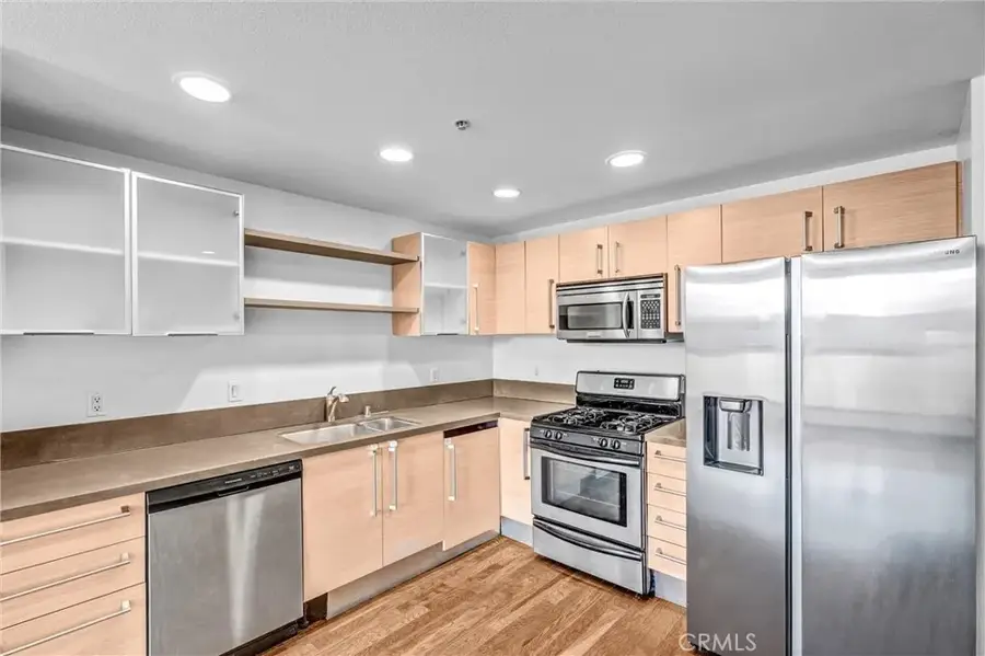 1234 Wilshire Boulevard #207, Los Angeles, CA 90017 - Image #3