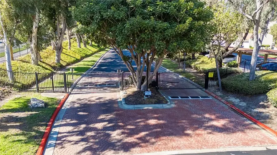 23332 Coso, Mission Viejo, CA 92692 - #3
