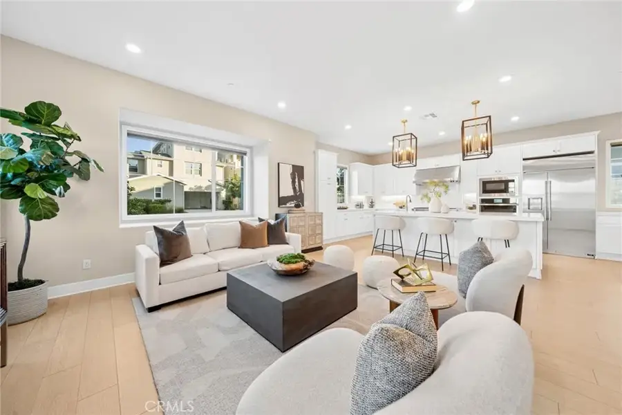 126 Scale, Irvine, CA 92618 - Image #3