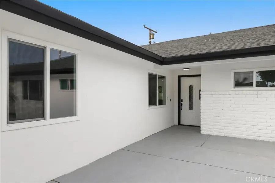 1725 W Harvard Street, Santa Ana, CA 92704 - #2