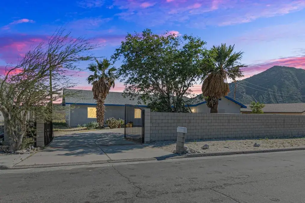 15780 La Vida, Palm Springs, CA 92262 - #1