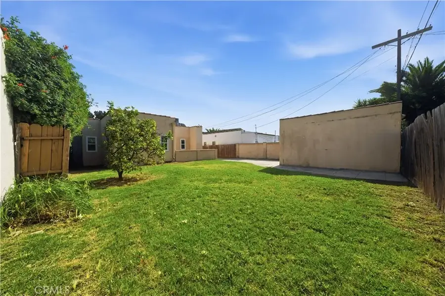 2115 S Redondo Boulevard, Los Angeles, CA 90016 - #3