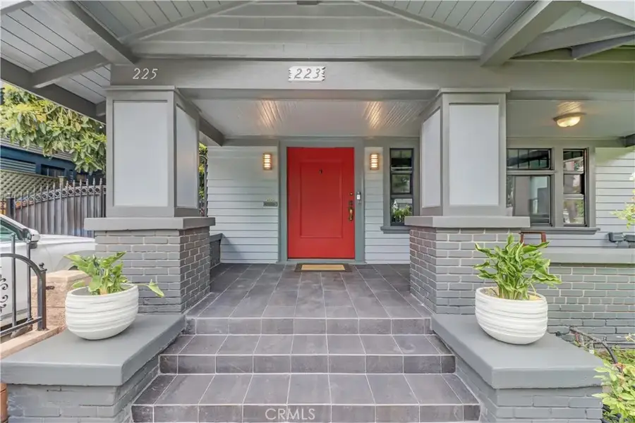 223 N. St. Andrews, Los Angeles, CA 90004 - #3