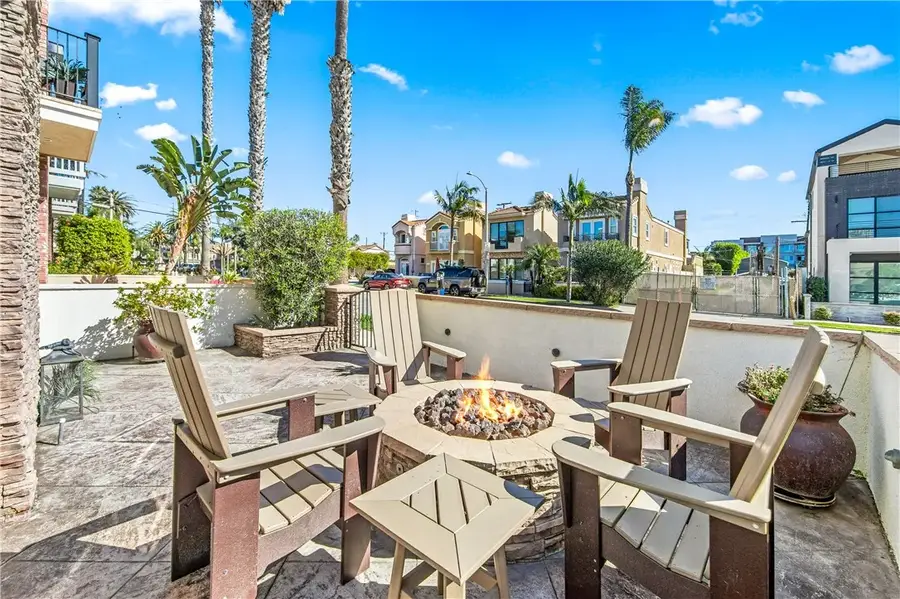 219 2nd Street, Huntington Beach, CA 92648 - Image #2