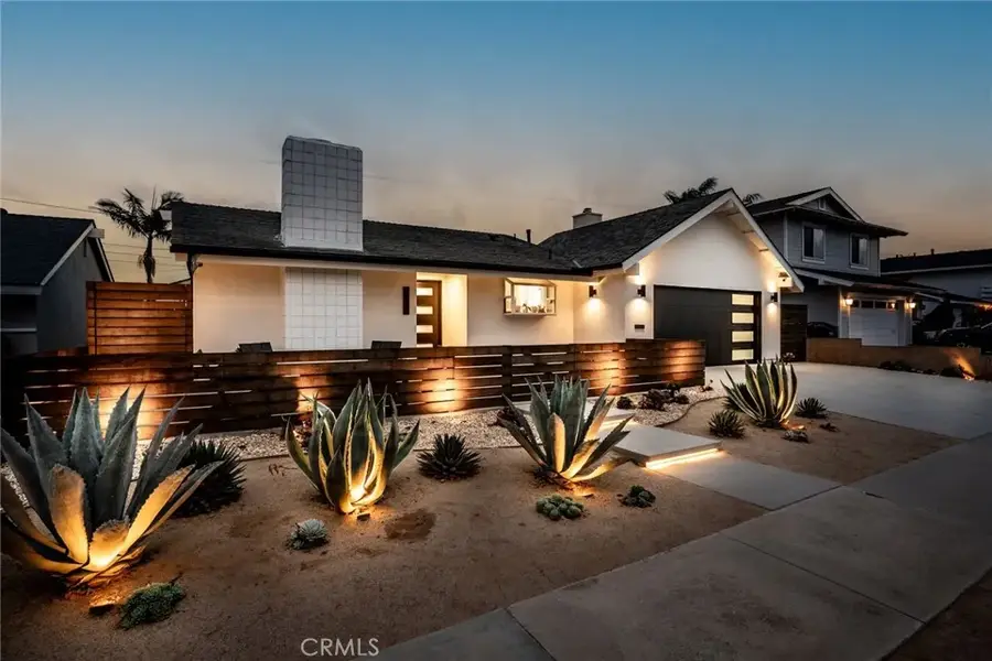 6172 Shields, Huntington Beach, CA 92647 - Image #2