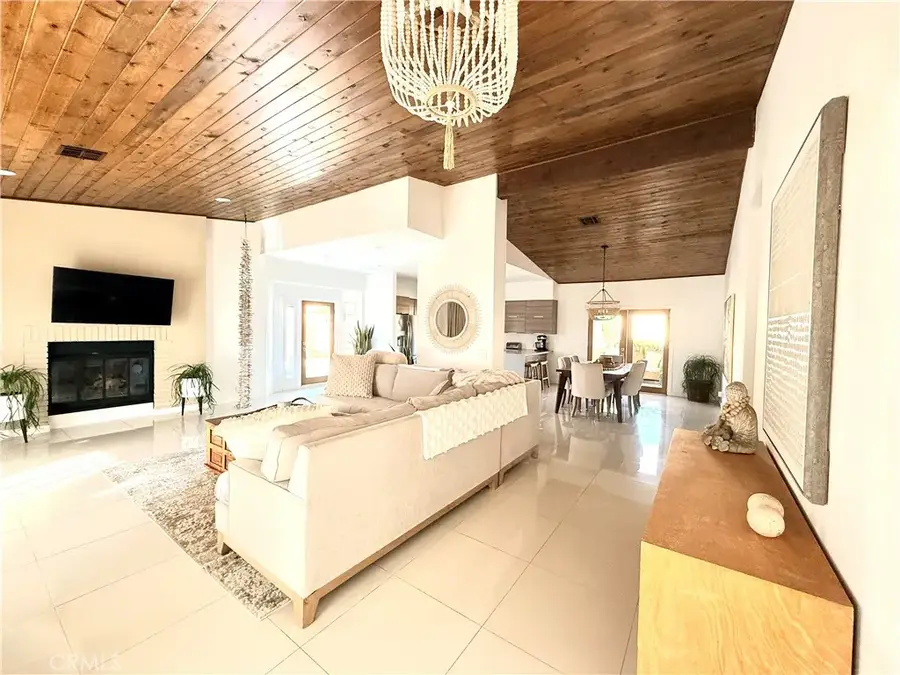 9640 S Hoylake, Desert Hot Springs, CA 92240 - #2