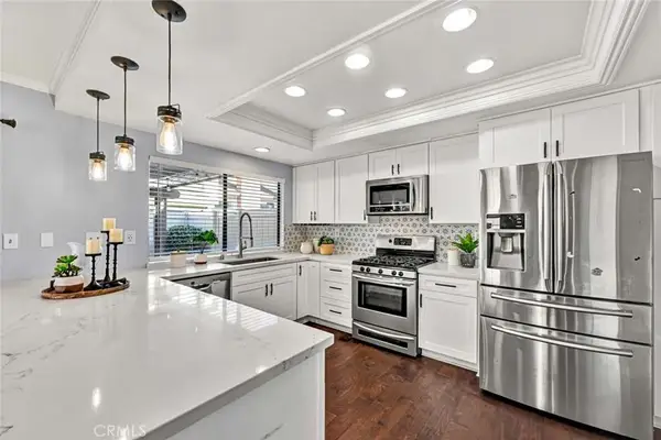 18124 Old Trail Lane, Fountain Valley, CA 92708