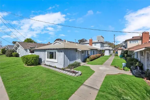 664 Center Street, Costa Mesa, CA 92627