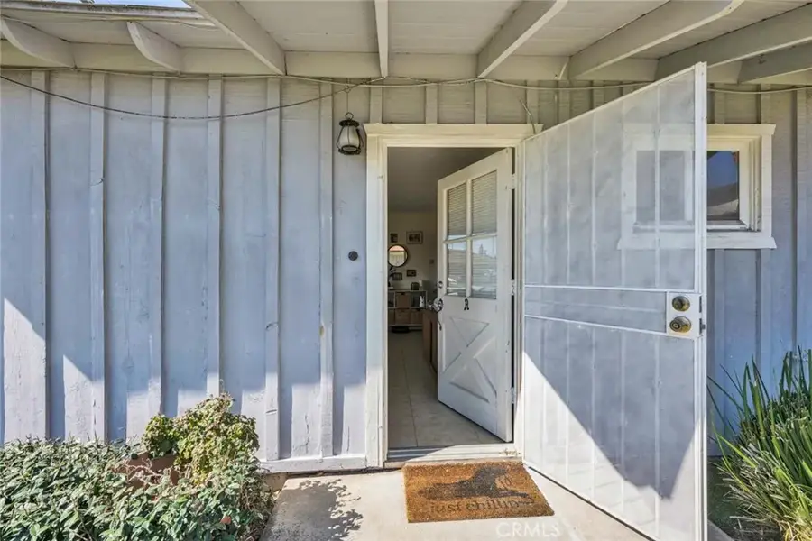 664 Center Street, Costa Mesa, CA 92627 - #3