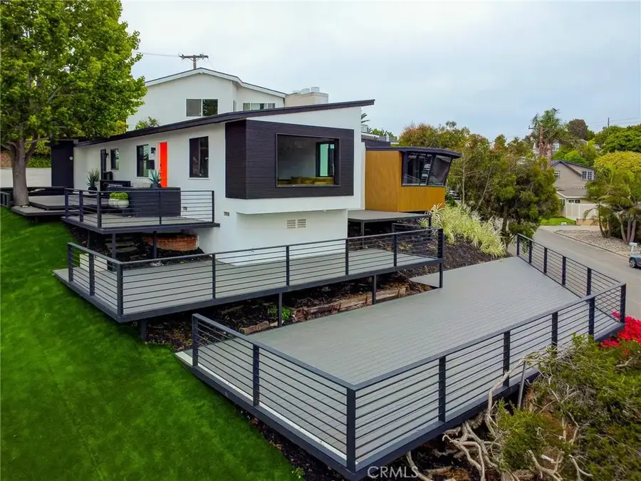 300 Holmwood Drive, Newport Beach, CA 92663 - #2