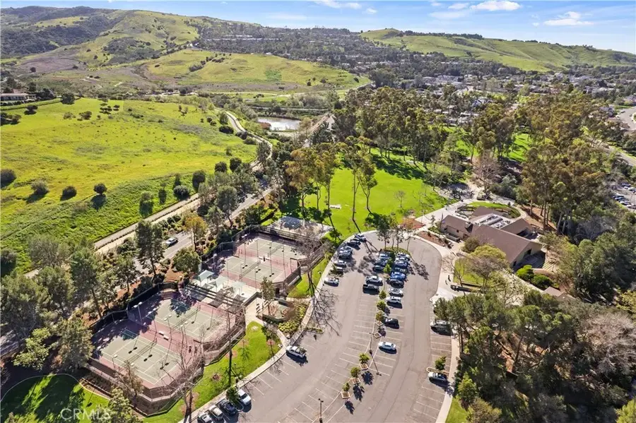 1 Sunup, Irvine, CA 92603 - #3