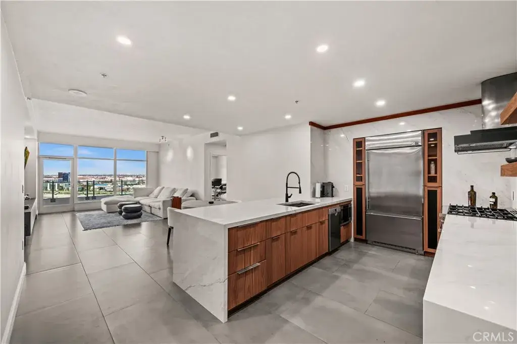 3131 Michelson #1607, Irvine, CA 92612 - #1