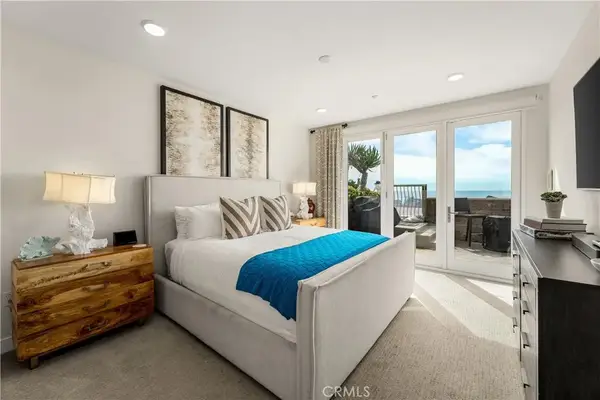 700 S The Strand #106, Oceanside, CA 92054