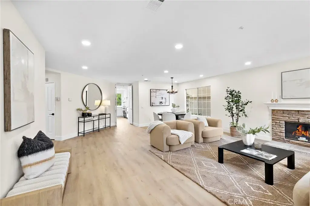 17 Rhode Island, Irvine, CA 92606 - #1