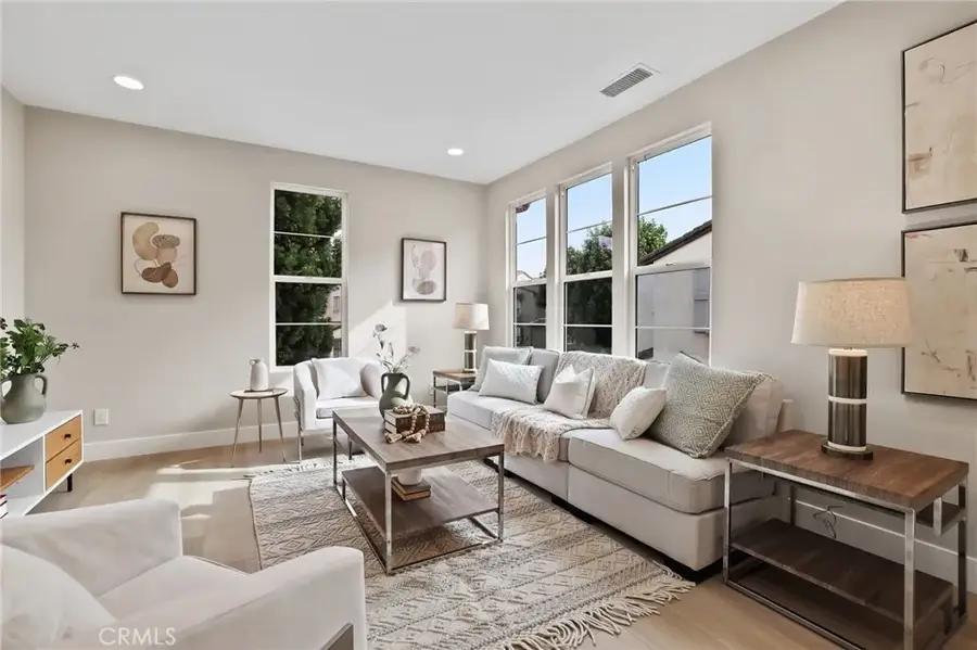 302 Tall Oak, Irvine, CA 92603 - #3