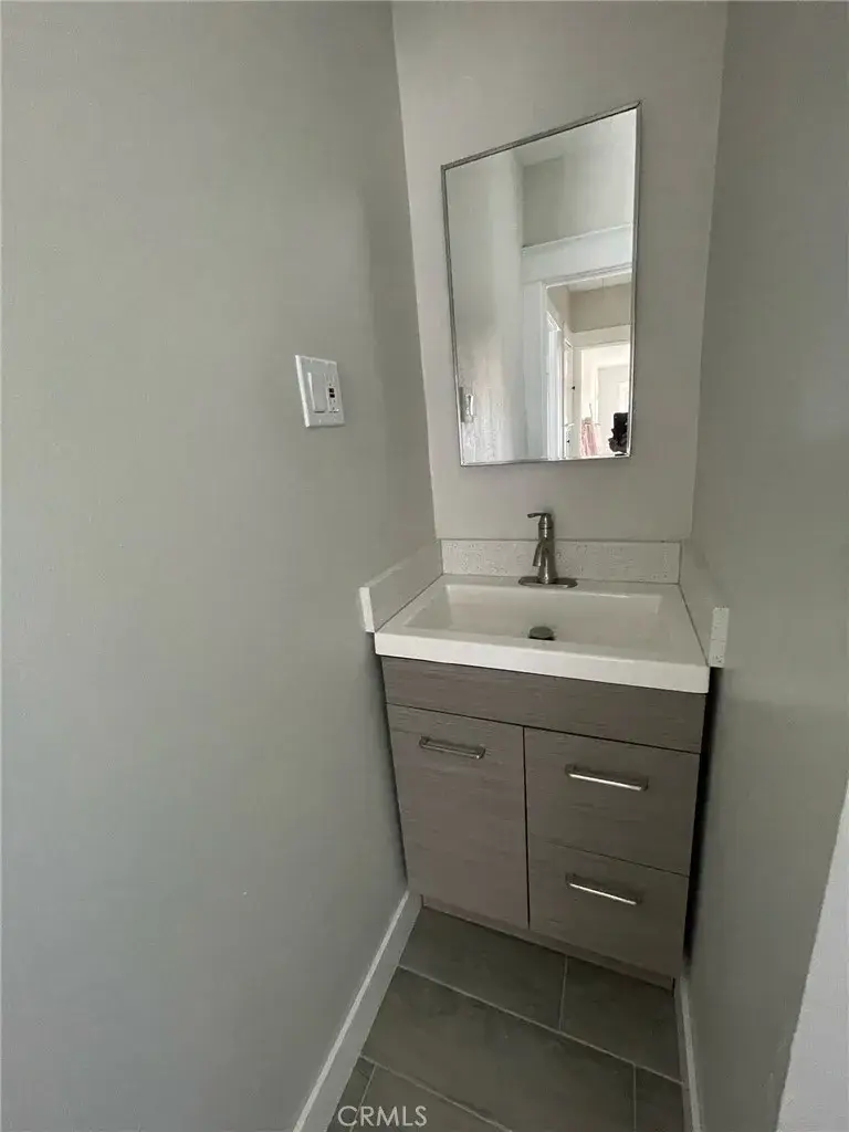604 S Van Ness Avenue, Santa Ana, CA 92701 - #3