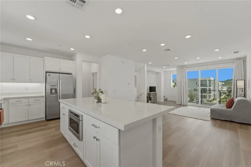 26661 Blue Hills Loop, Valencia, CA 91381 - #1