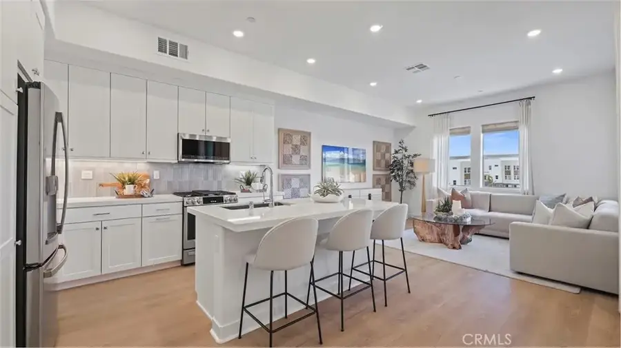 1385 Snowberry Place, Montebello, CA 90640 - #2