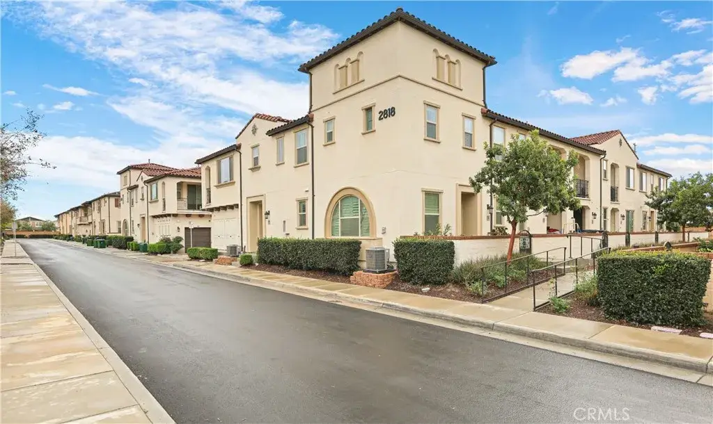 2818 E Berry Loop Privado #76, Ontario, CA 91761 - #1