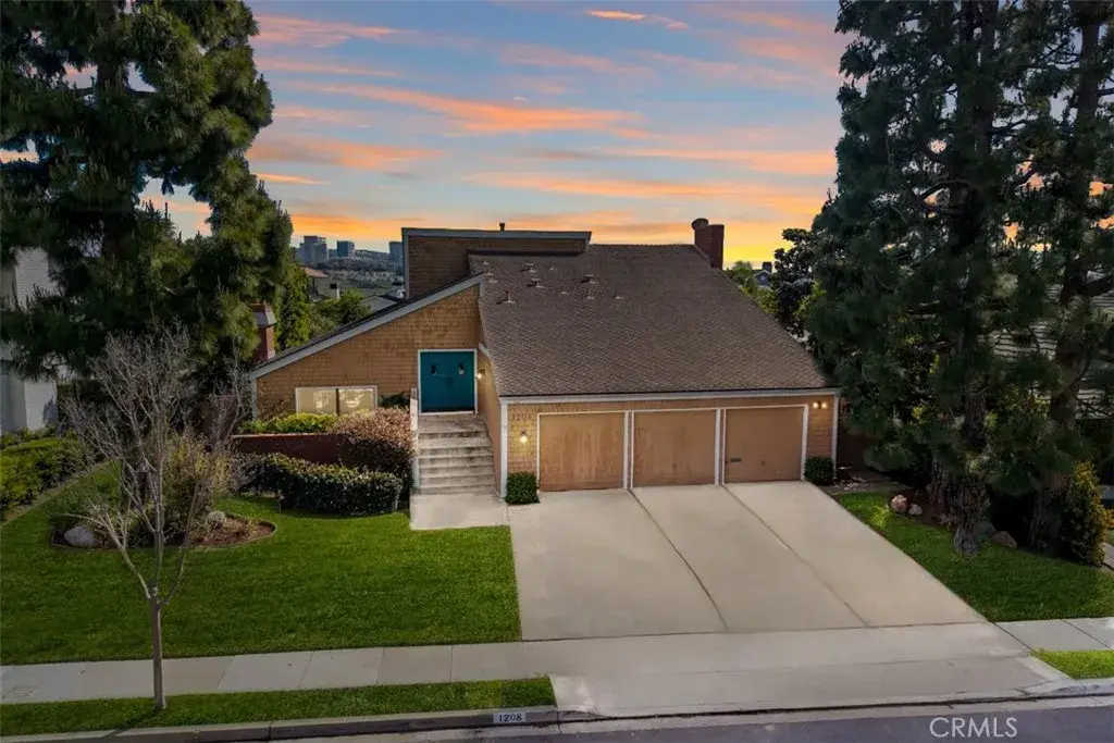1208 Somerset, Newport Beach, CA 92660 - #1
