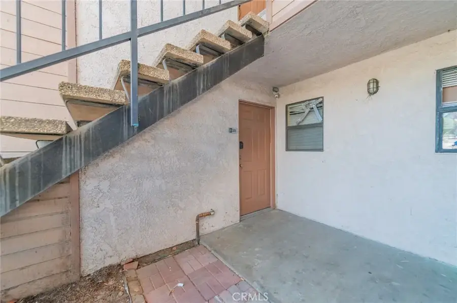 1341 Massachusetts Avenue #101, Riverside, CA 92507 - #2