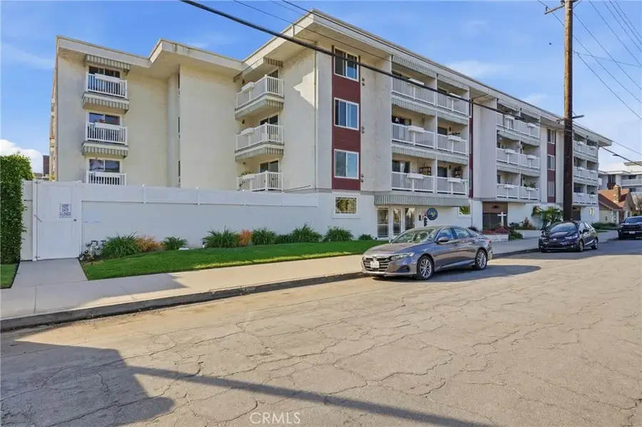 363 Newport Avenue #319, Long Beach, CA 90814 - #2