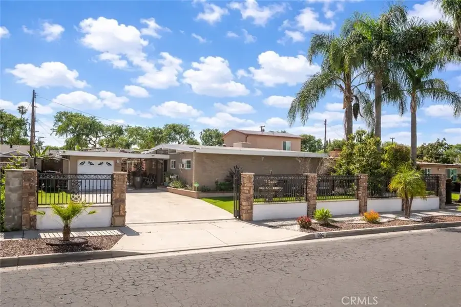 506 W Rosslynn, Fullerton, CA 92832 - #2