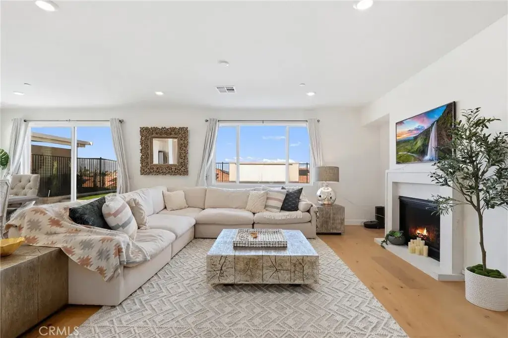 2805 Santa Fiora, Corona, CA 92882 - #1