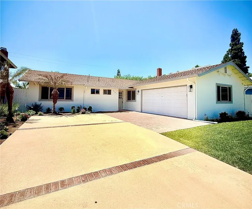 1147 Charleston, Costa Mesa, CA 92626 - #1