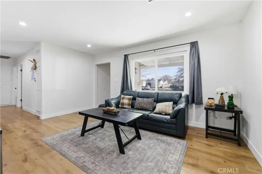 44335 Glenraven, Lancaster, CA 93535 - #2