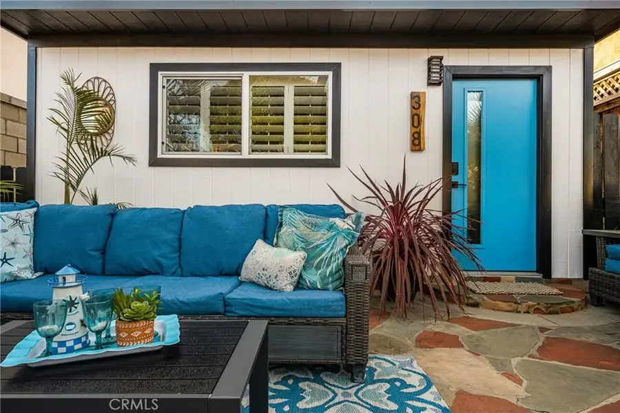 308 12th, Huntington Beach, CA 92648 - #3