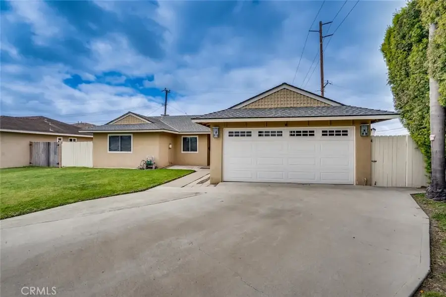 15501 Eliot, Huntington Beach, CA 92647 - #3