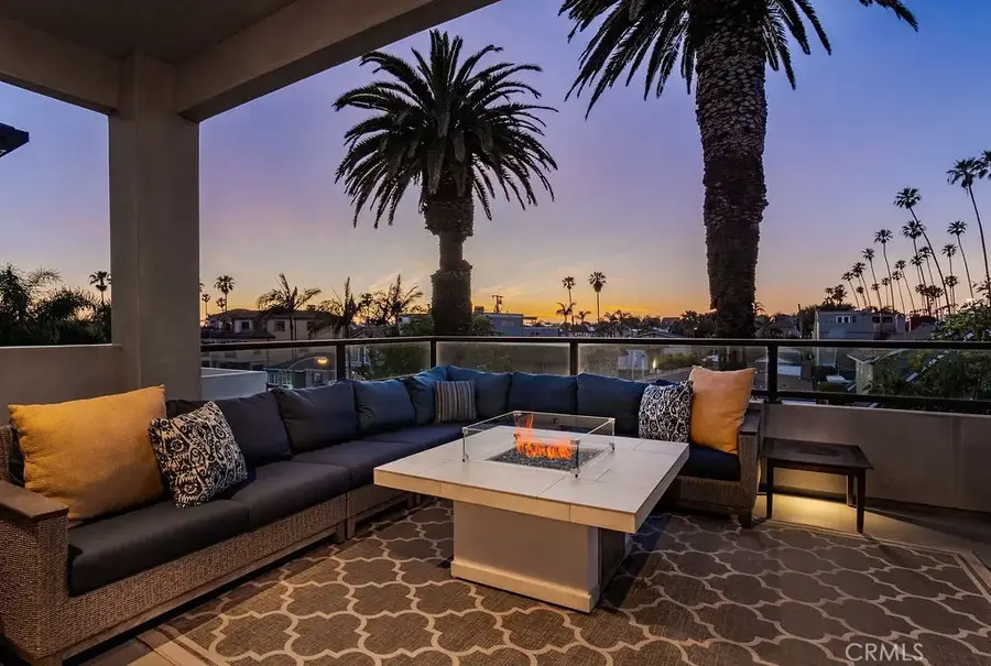 624 14th Street, Huntington Beach, CA 92648 - #2