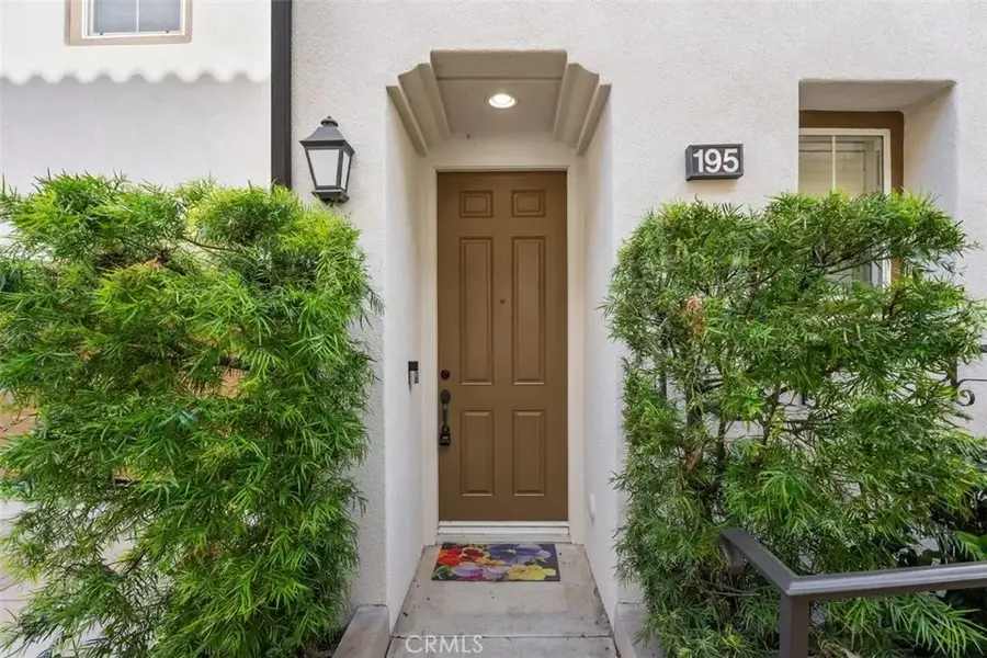 195 Lockford, Irvine, CA 92602 - #2