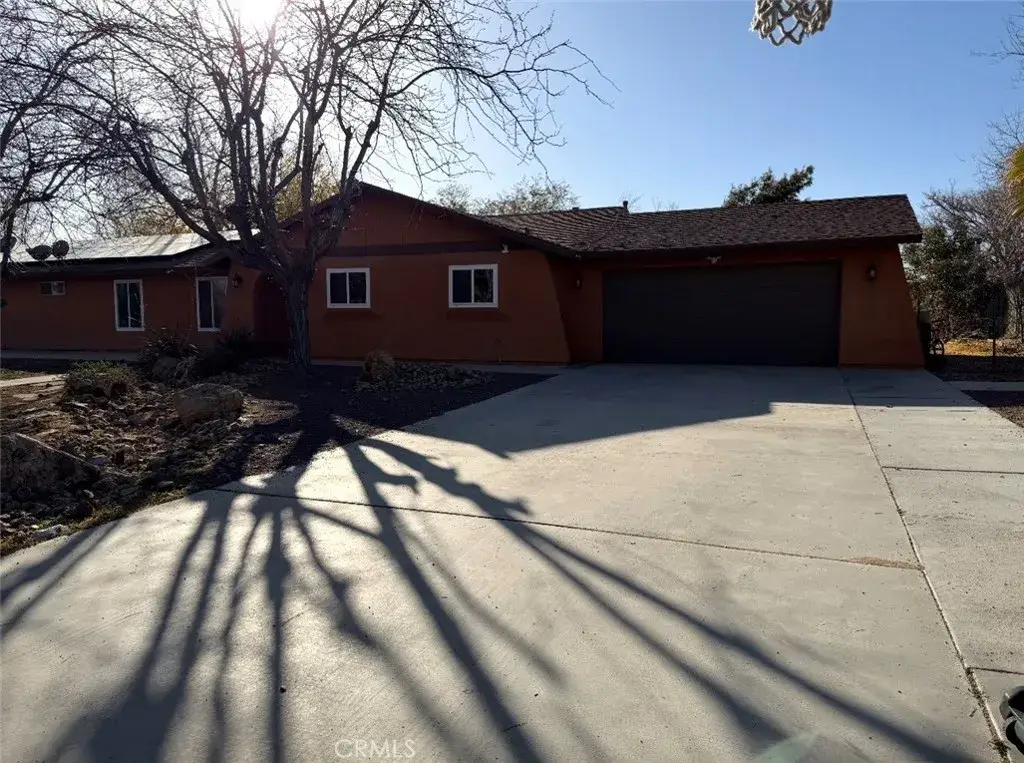 10584 8th, Hesperia, CA 92345 - #1