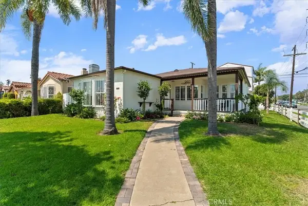 9801 S Hobart Boulevard, Los Angeles, CA 90047