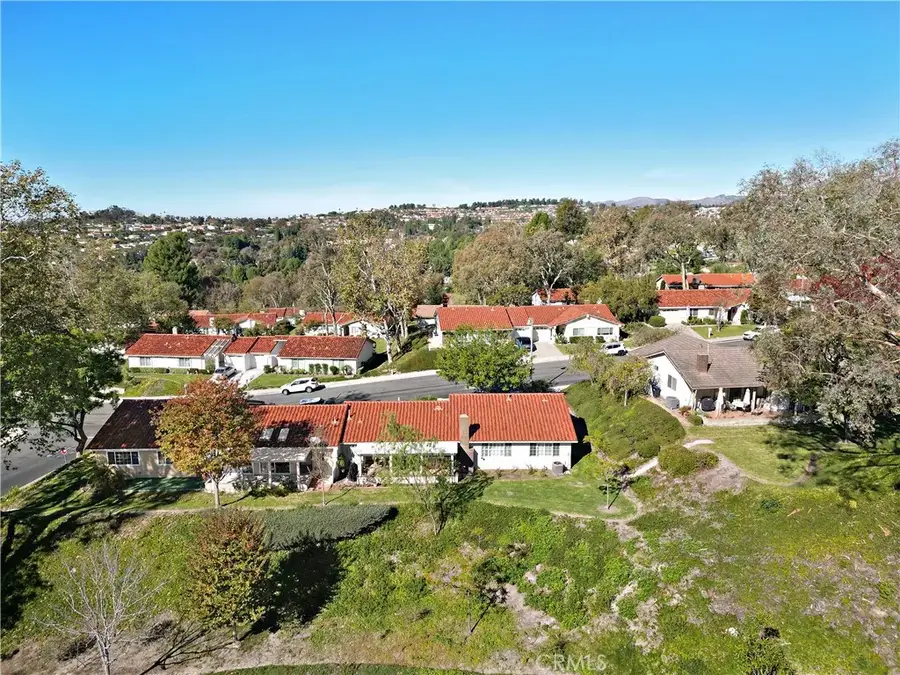 27952 Calle Casal, Mission Viejo, CA 92692 - #2