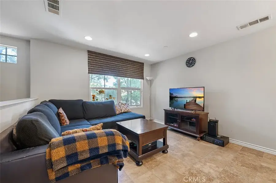 92 New Season, Irvine, CA 92602 - #3