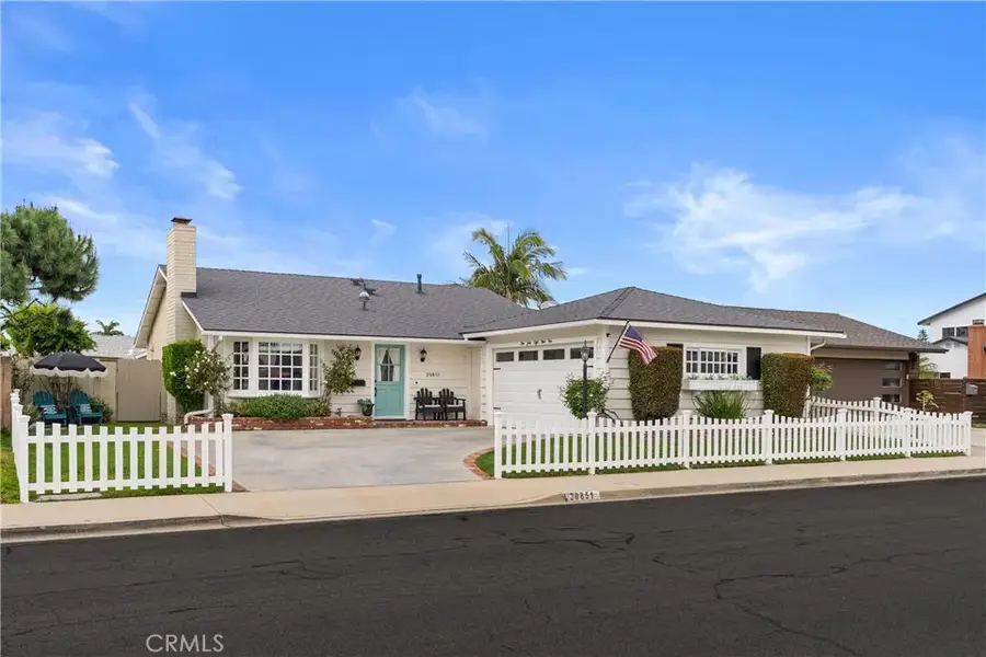 20851 Lancelot Lane, Huntington Beach, CA 92646 - #2