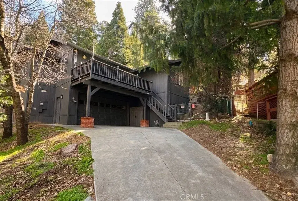 23095 Hemlock, Crestline, CA 92325 - #1