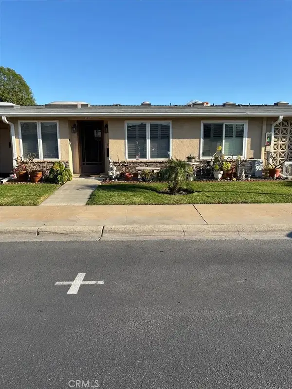 1440 Pelham #105J, Seal Beach, CA 90740
