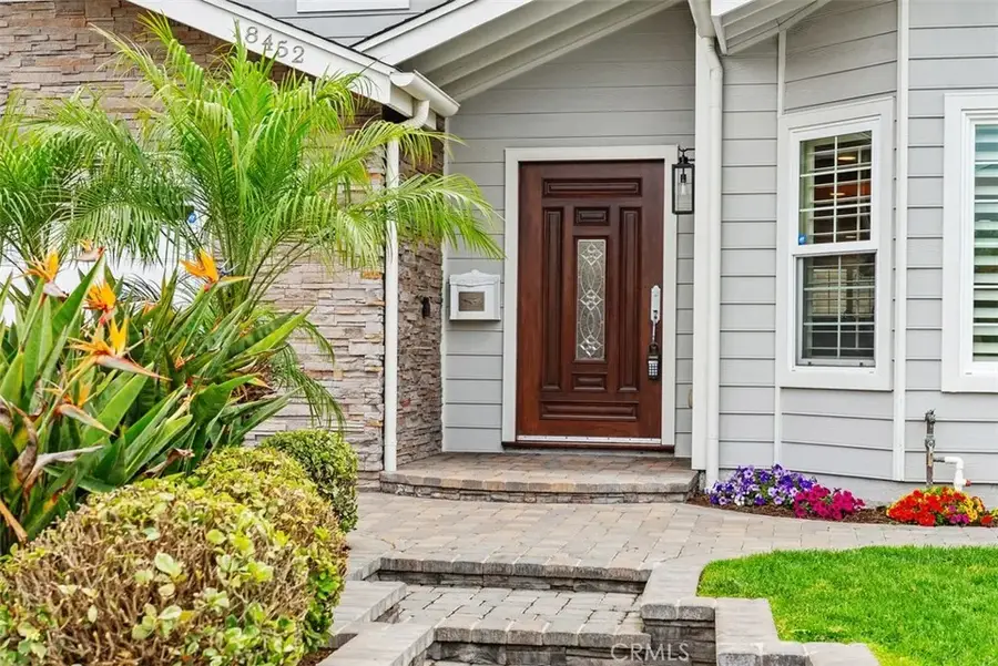 18452 Carnaby, Huntington Beach, CA 92648 - #3