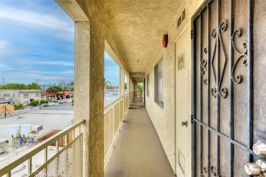 646 Nebraska, Long Beach, CA 90802 - #2