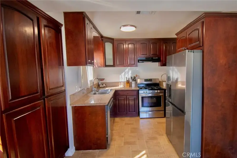 1010 69th St., Los Angeles, CA 90044 - #3