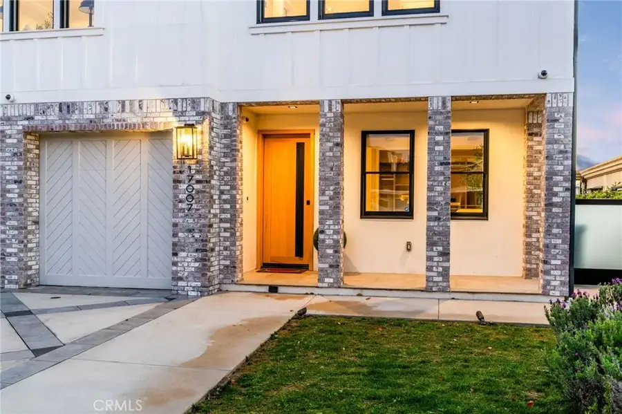 17007 Edgewater Lane, Huntington Beach, CA 92649 - #3