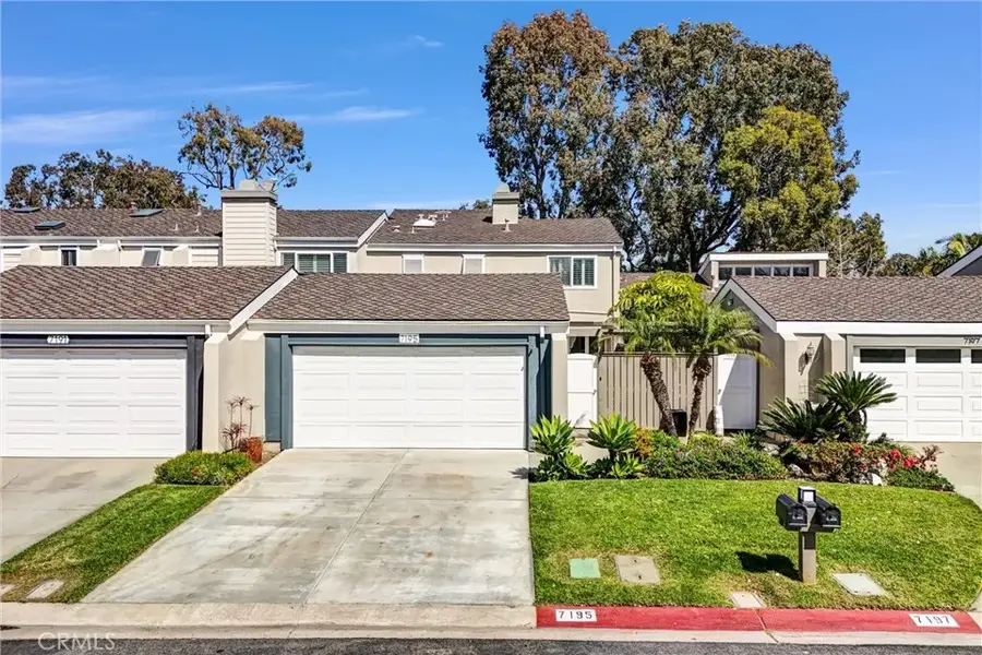 7195 Riptide Circle, Huntington Beach, CA 92648 - #3
