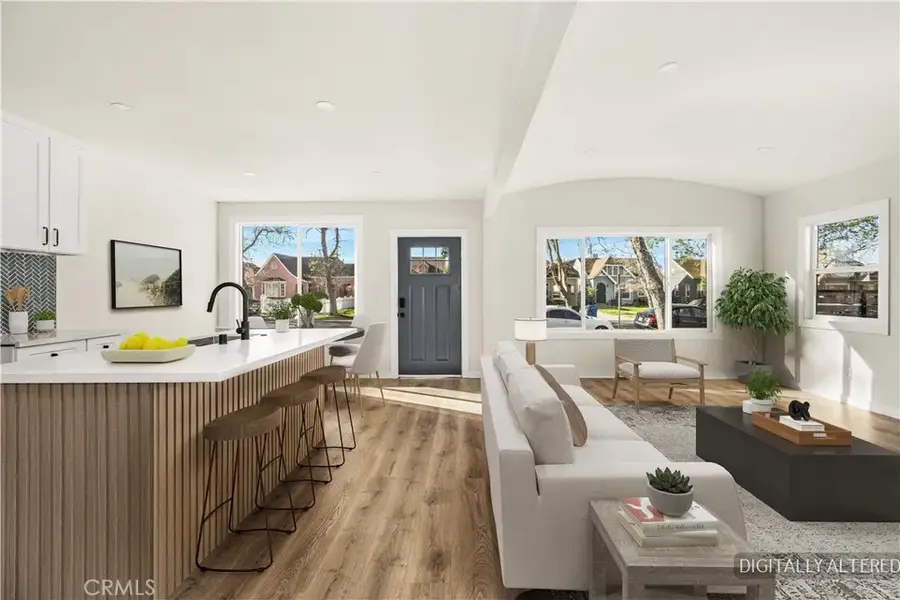 2037 W 64th, Los Angeles, CA 90047 - #2